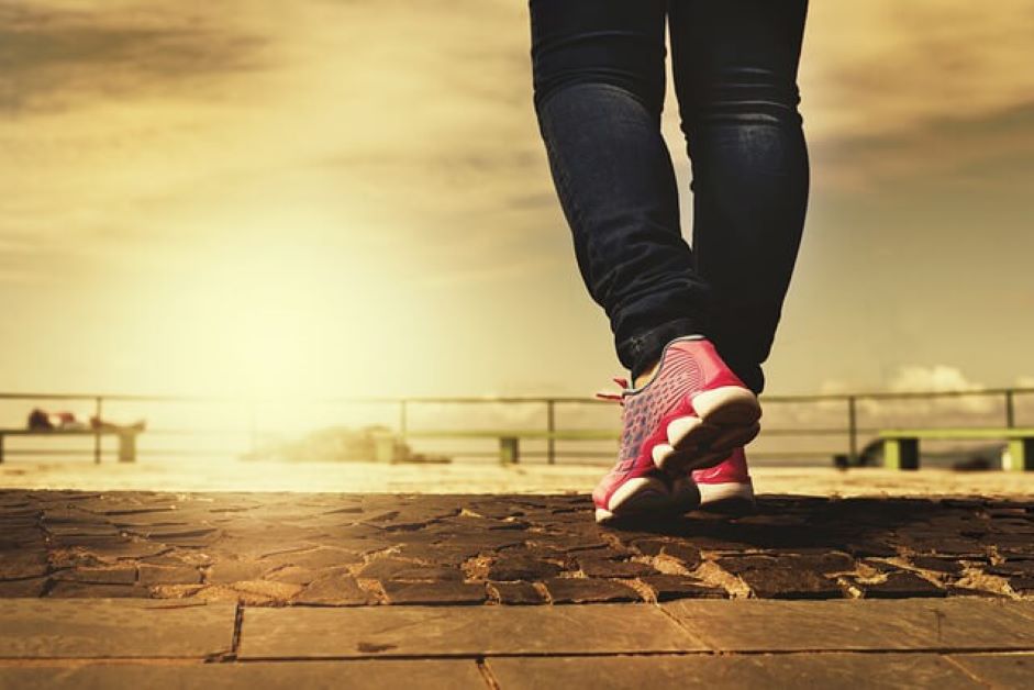 Walk Your Way to Weight Loss: How Walking 10,000 Steps a Day Can Transform Your Body